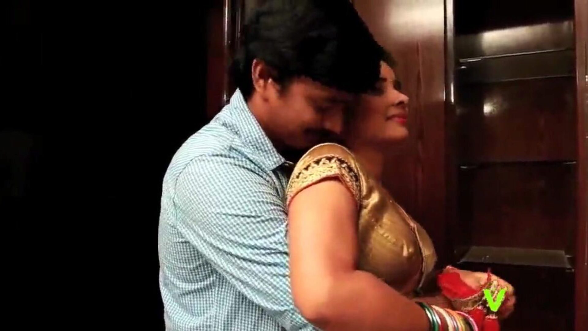 Tamil Sex Romance With Sari Hq Full Vidio Dounlod - Telugu Village Aunty Saree Sexy Video Download - Tropic Tube