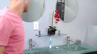 (Mini Stallion) Gets Horny In The Tub Her Roommate (Johnny) Is There To Save The Day - Reality Kings