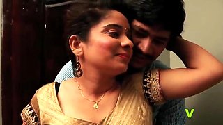 Tamil village aunty’s romantic sexy fuck-fest movies Aunty hook-up clips