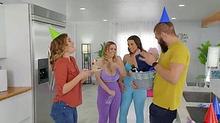 Brazzers - Smashing My Hot Roommates Big Tits Milf Hot Threesome Sex Cock, Sucking And Pussy Fucking