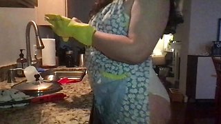 Milf POV: Thicc Step Mom Relentlessly Teases by Showing Off Her Fat Ass Aug 30th 2021