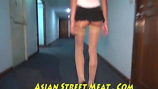Puta tailandesa anal bombada entre diminutas e agradáveis ​​bochechas