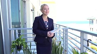 PropertySex - Hawt Southern mommy I'd like to pulverize Real Estate Agent receives Creampie