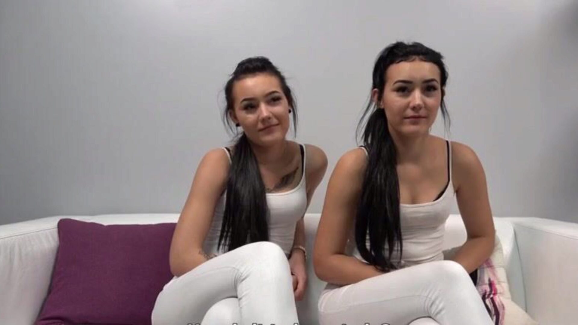 Lesbian Identical Twin Sisters The Jolie Twins - XVDS TV