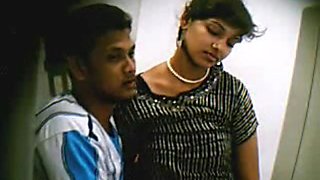Andhra  net  cafe  Scandal Engineering school  college girls  encountered  secretly inside a netcafe centre to enjoy physical satisfy and the cafe holder recorded it all